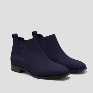 Vivaia Square-Toe Water-Repellent Ankle Boots (Ryan Pro) in Navy Blue size 37.5